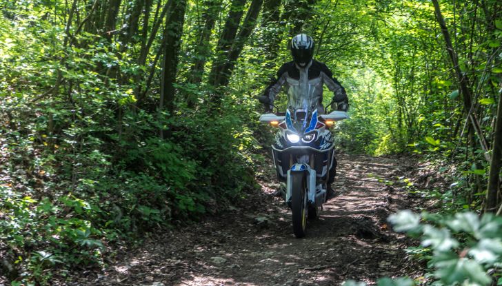 Honda Africa Twin 2020: in arrivo la versione rinnovata e migliorata - Foto 12 di 35
