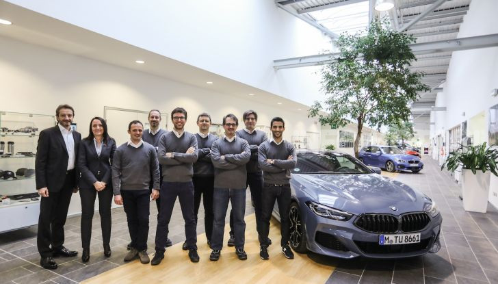 BMW e il programma di qualificazione del personale per auto elettriche e ibride - Foto 4 di 13