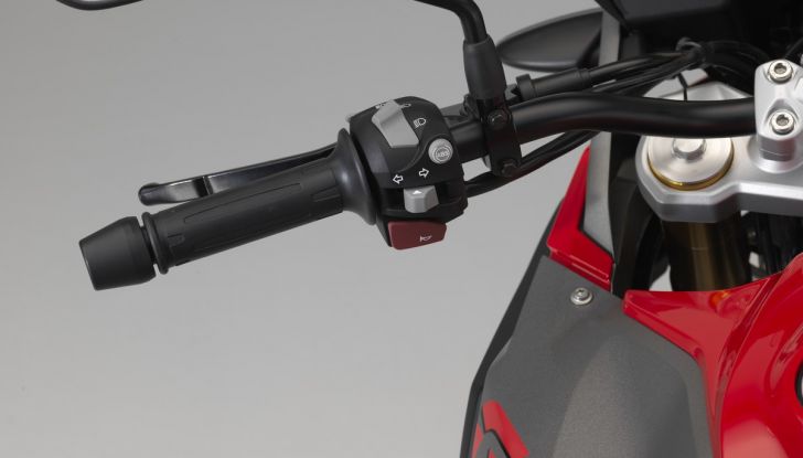 BMW G 310 GS: eredità pesante - Foto 19 di 29