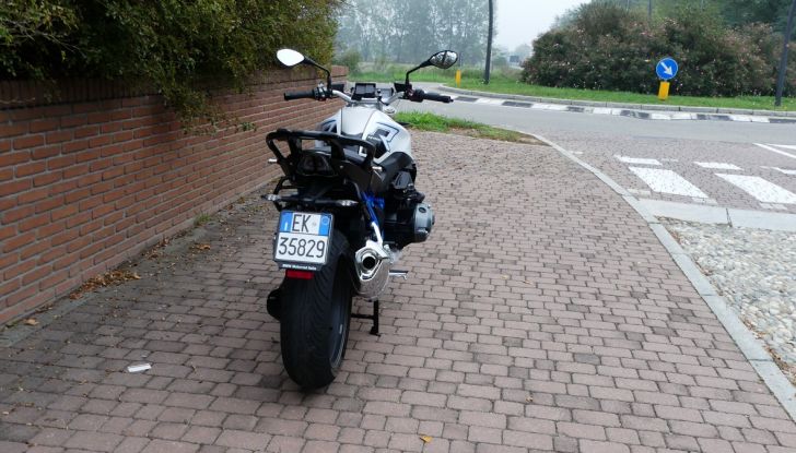 BMW R1200R: ogni giorno in sella - Foto 10 di 30