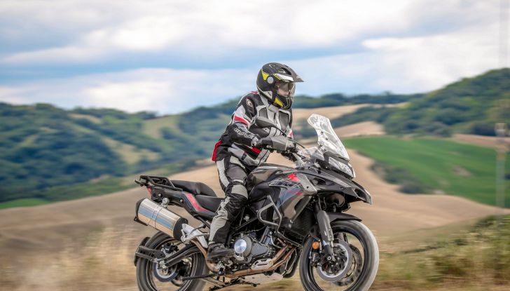 Benelli TRK 502 X: un X di divertimento in più - Foto 20 di 30