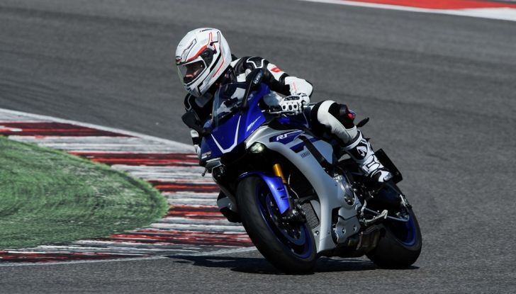 A Misano con Yamaha Supersport Pro Tour 2016: Adrenalina a mille! - Foto 3 di 60