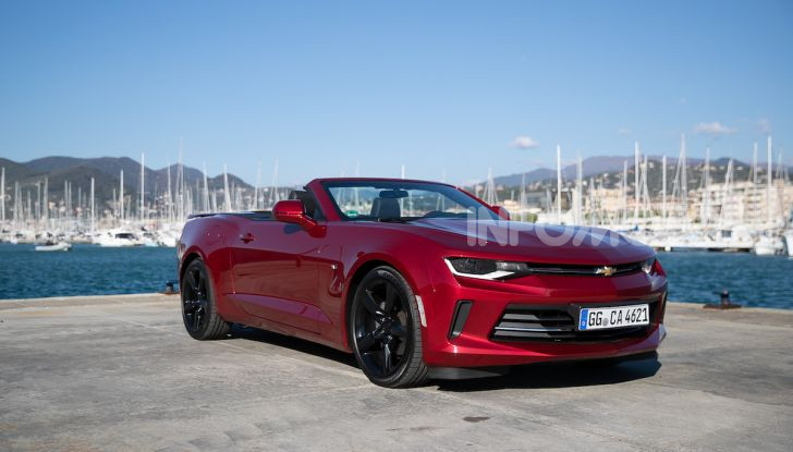 Test Drive Chevrolet Camaro Cabrio, la 2.0 turbo per andare ovunque - Foto 15 di 54
