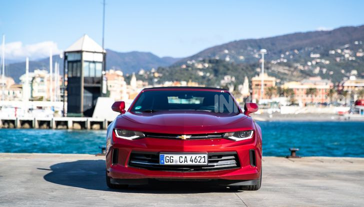 Test Drive Chevrolet Camaro Cabrio, la 2.0 turbo per andare ovunque - Foto 25 di 54