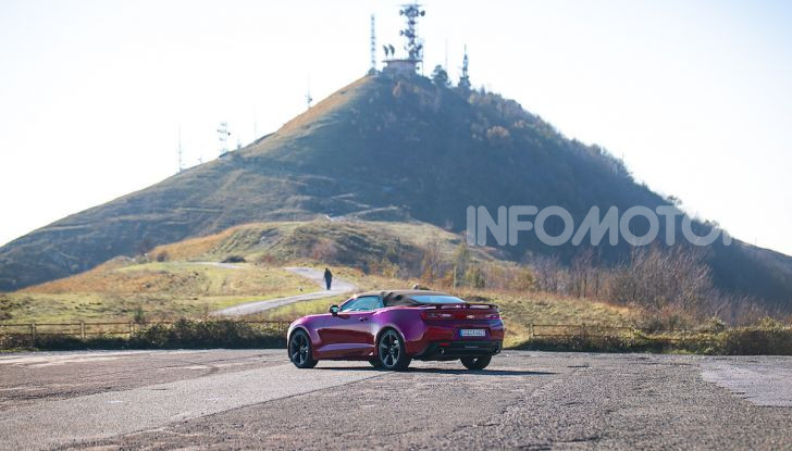 Test Drive Chevrolet Camaro Cabrio, la 2.0 turbo per andare ovunque - Foto 28 di 54