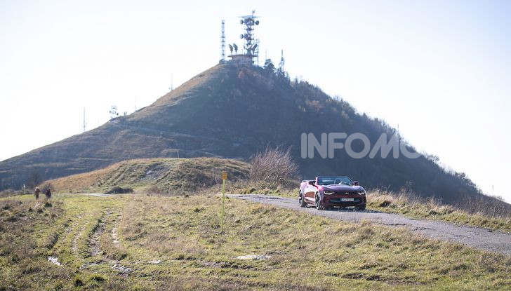 Test Drive Chevrolet Camaro Cabrio, la 2.0 turbo per andare ovunque - Foto 30 di 54