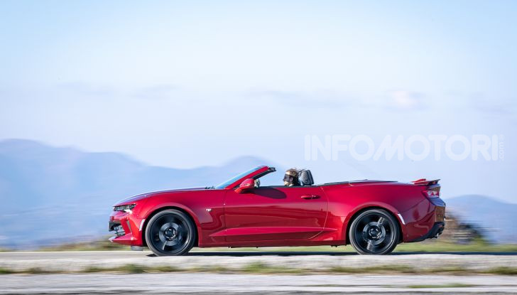 Test Drive Chevrolet Camaro Cabrio, la 2.0 turbo per andare ovunque - Foto 40 di 54