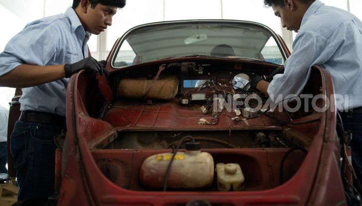 Come restaurare un Maggiolino d’epoca alla perfezione - Foto 24 di 29