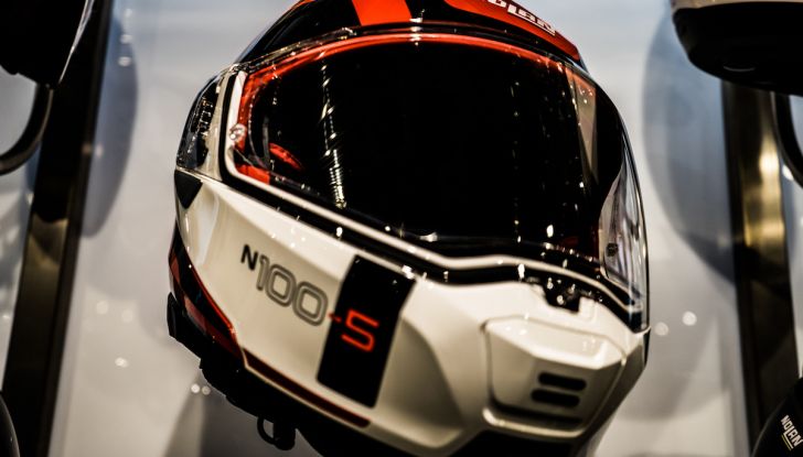 Le novità di Nolan ad Eicma per la collezione 2018 - Foto 3 di 21