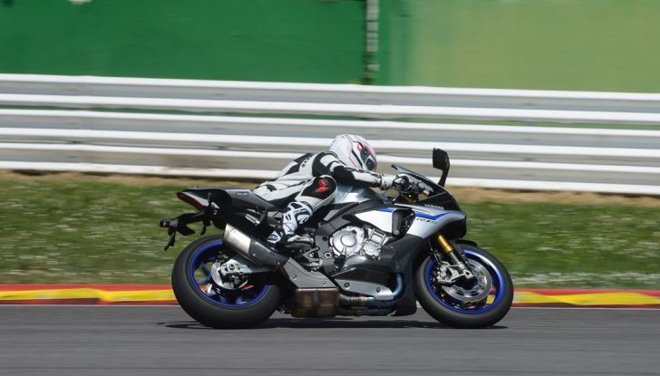 A Misano con Yamaha Supersport Pro Tour 2016: Adrenalina a mille! - Foto 59 di 60