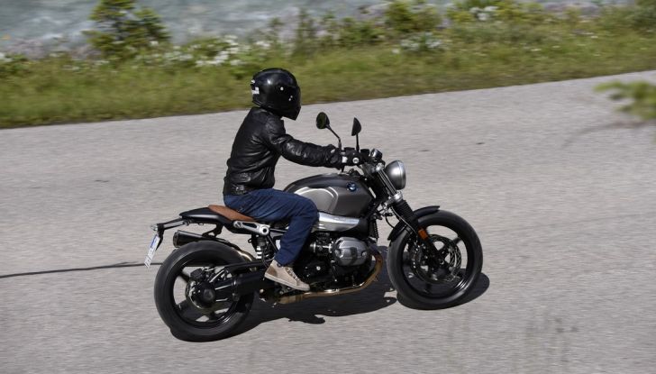 Prova della nuova BMW nineT Scrambler: due ruote selvaggia! - Foto 8 di 22