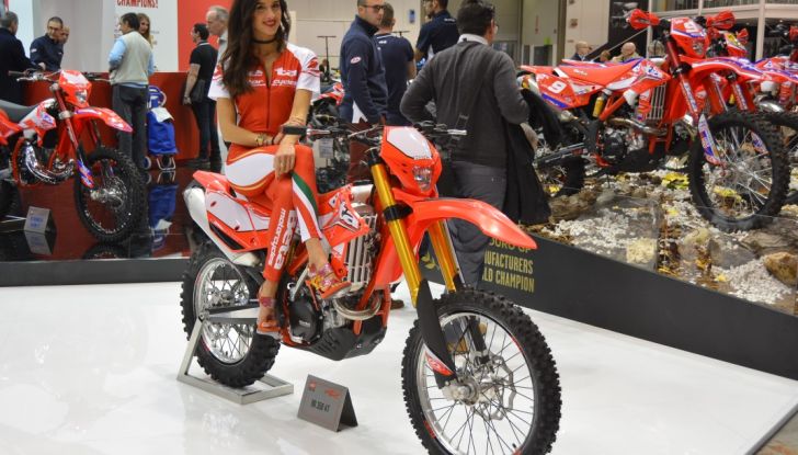 Tutte le novità LIVE per Beta dagli stand di EICMA 2016 - Foto 15 di 18