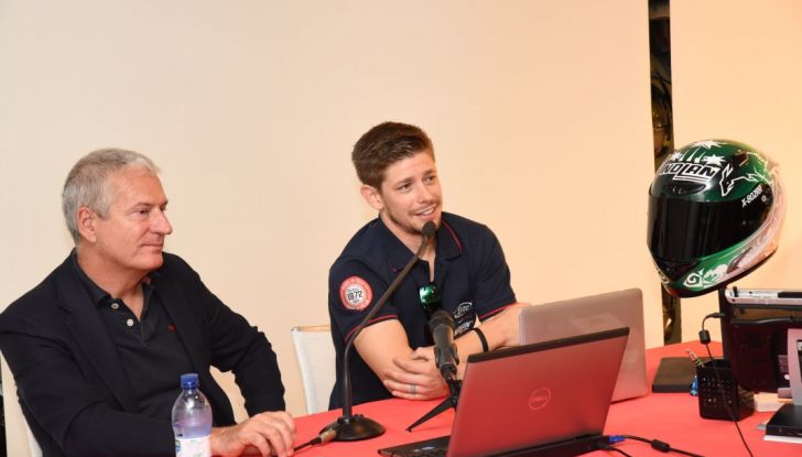 Casey Stoner presenta il Nolan X-802RR Ultra Carbon SuperHero - Foto 1 di 16