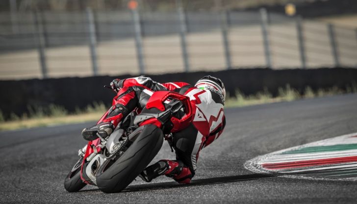 Ducati V4 Superleggera: potenza massima (236 cv) e peso minimo (161 kg)! - Foto 13 di 13