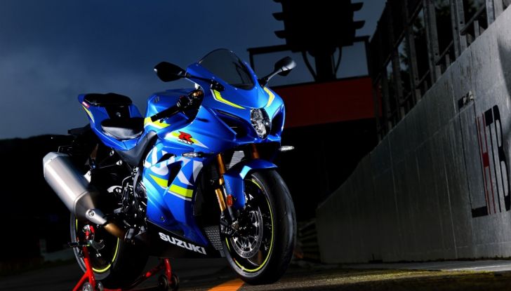 Nuova Suzuki GSX-R 1000 2017 in versione base ed R - Foto 4 di 43