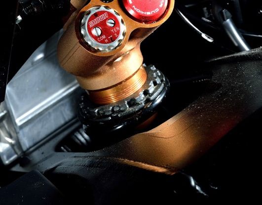 Nuova Suzuki GSX-R 1000 2017 in versione base ed R - Foto 30 di 43