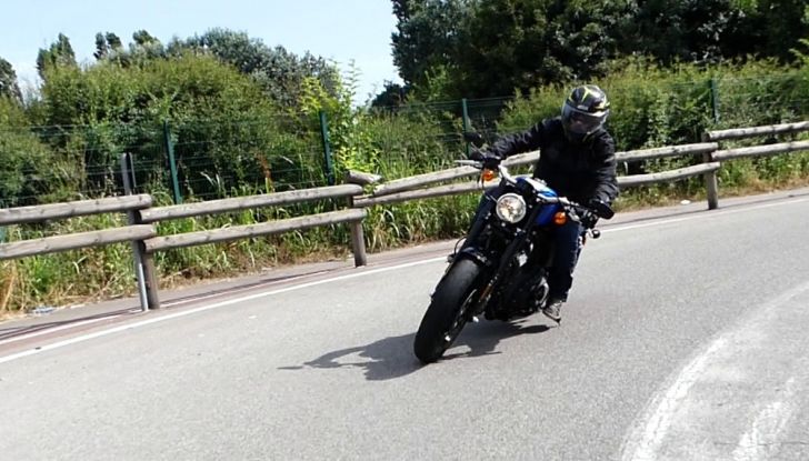 Harley-Davidson Sportster 1200 Roadster: La nostra prova del mito HD - Foto 35 di 38