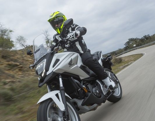 Honda NC750X 2016, La nostra prova su strada - Foto 22 di 32