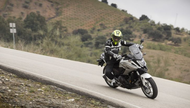 Honda NC750X 2016, La nostra prova su strada - Foto 31 di 32