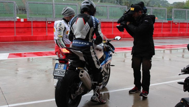 Pirelli SBK Track Days: a Imola con la BMW S1000RR - Foto 14 di 38