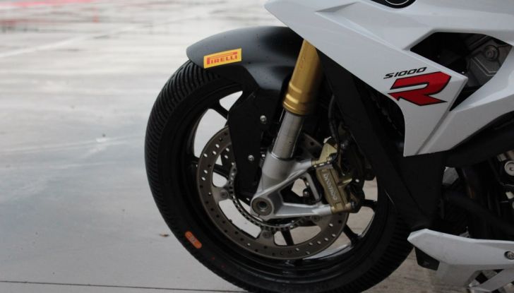 Pirelli SBK Track Days: a Imola con la BMW S1000RR - Foto 23 di 38