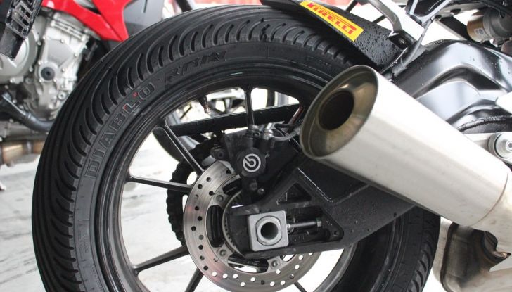 Pirelli SBK Track Days: a Imola con la BMW S1000RR - Foto 27 di 38