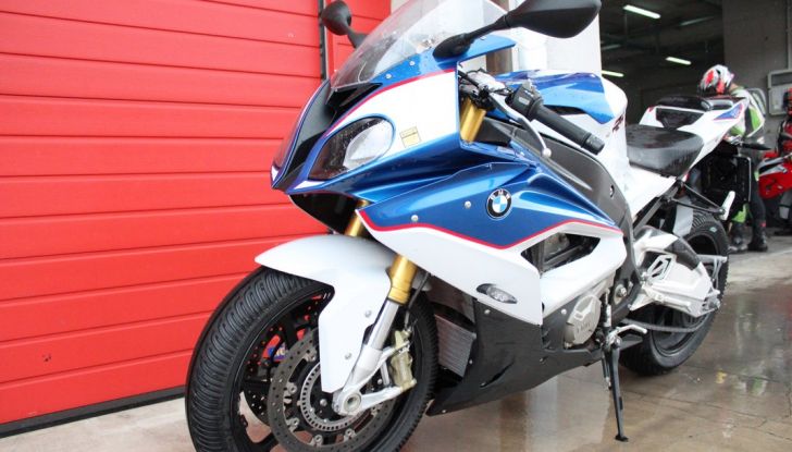Pirelli SBK Track Days: a Imola con la BMW S1000RR - Foto 30 di 38