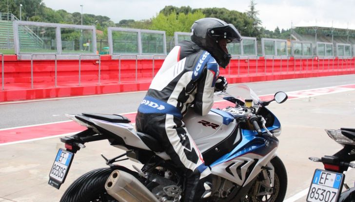 Pirelli SBK Track Days: a Imola con la BMW S1000RR - Foto 35 di 38