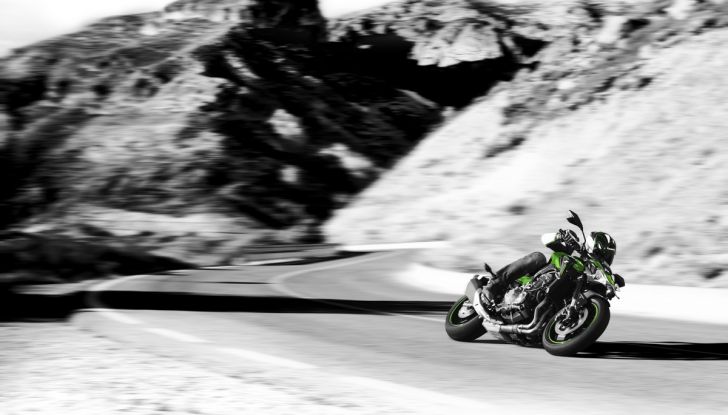 Kawasaki Z900: ora depotenziata per patenti A2 - Foto 3 di 15