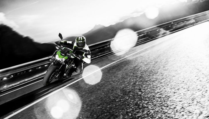 Kawasaki Z900: ora depotenziata per patenti A2 - Foto 4 di 15