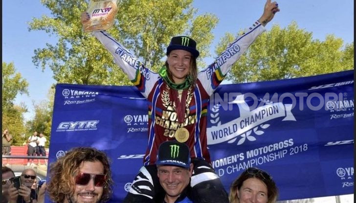 [VIDEO] Kiara Fontanesi, 6 volte iridata WMX, guida la Lamborghini Urus - Foto 6 di 6