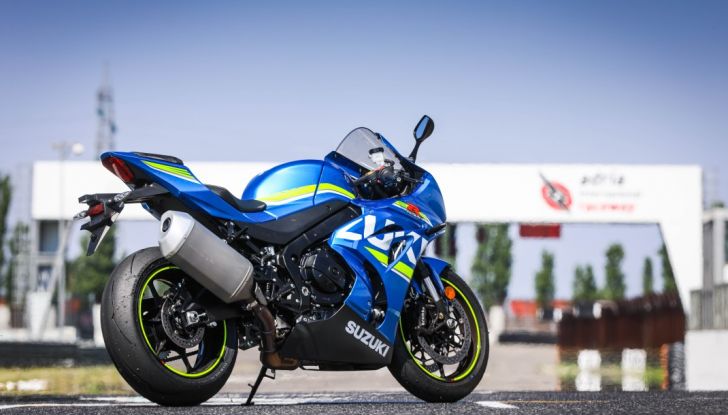 Prova in pista Suzuki GSX-R 1000 2017: il Ritorno del Re - Foto 20 di 24