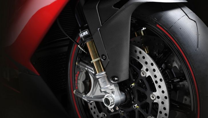 MV Agusta F4 LH44: migliorare la perfezione - Foto 31 di 40