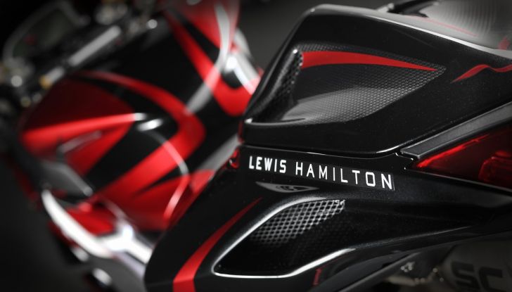 MV Agusta F4 LH44: migliorare la perfezione - Foto 38 di 40