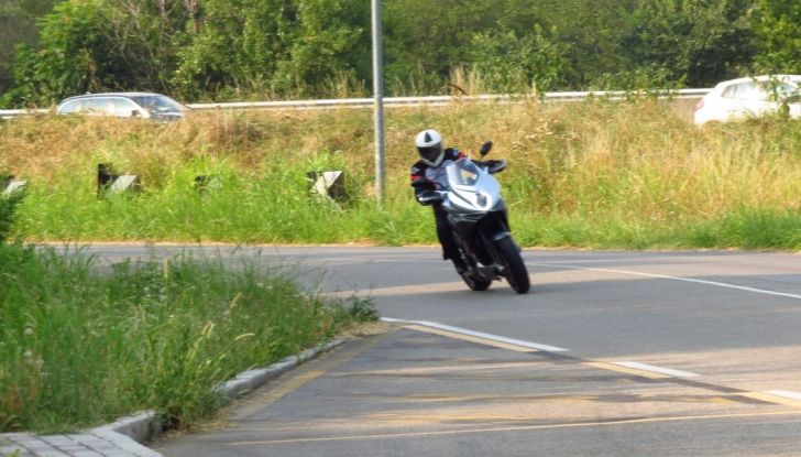 MV Agusta Turismo Veloce: la prova su strada - Foto 40 di 44
