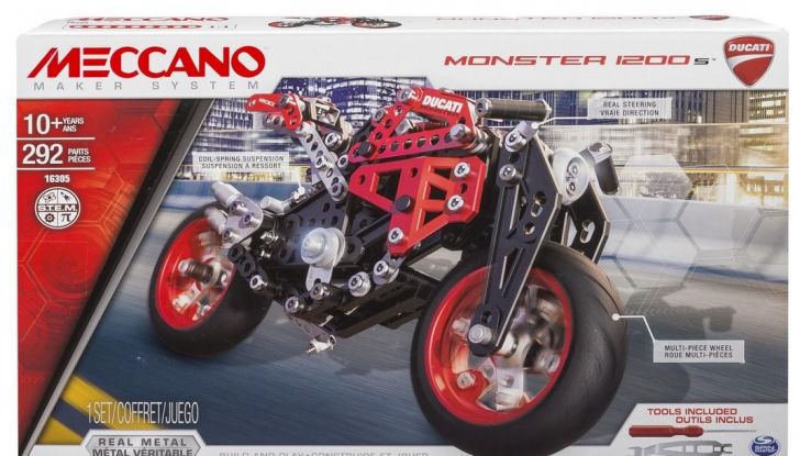 Ducati e Meccano: la Monster 1200 S diventa un kit di montaggio - Foto 4 di 7