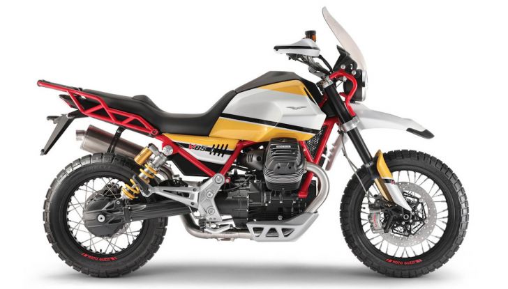 Moto Guzzi V85TT: ecco il prezzo ufficiale - Foto 4 di 11