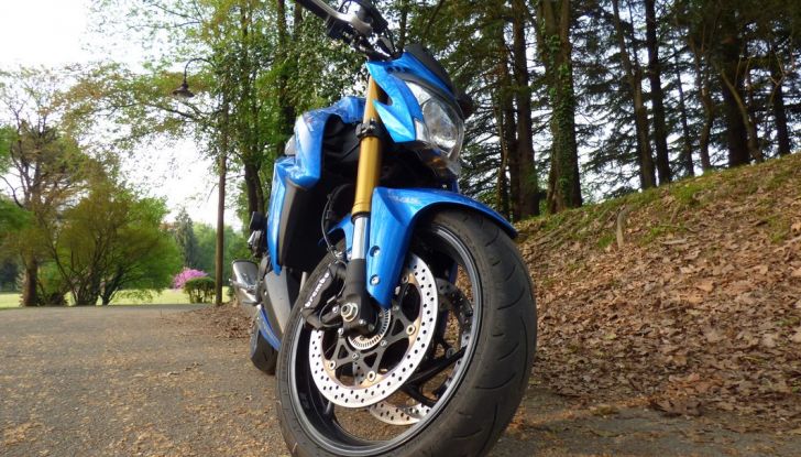 Suzuki GSX-S1000, la nostra prova: oltre il divertimento! - Foto 17 di 59