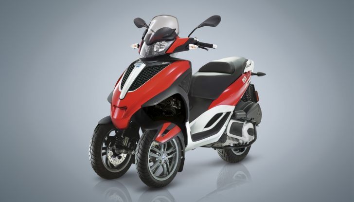 Piaggio MP3 300 Yourban LT: cittadino modello, oggi euro 4 - Foto 2 di 8