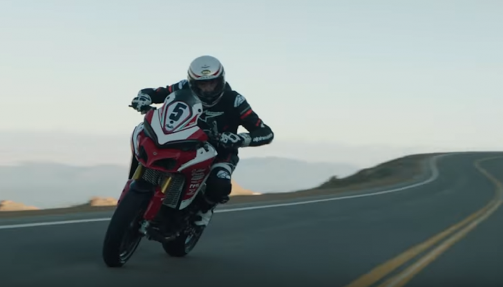 Ducati Multistrada 1260 trionfa alla Pikes Peak 2018 - Foto 4 di 8