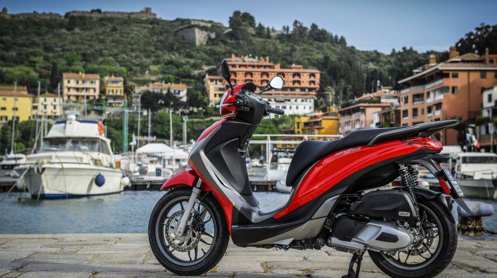 Piaggio Medley: scooter leggero a ruota alta: 125cc e 150cc