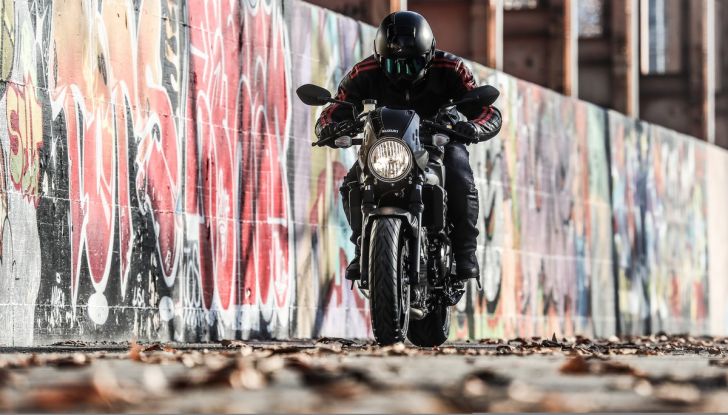 Suzuki SV 650 X arriva nei concessionari - Foto 4 di 25