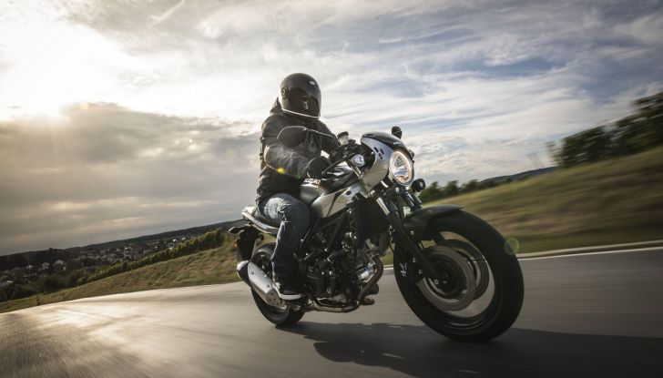 Suzuki SV 650 X arriva nei concessionari - Foto 7 di 25