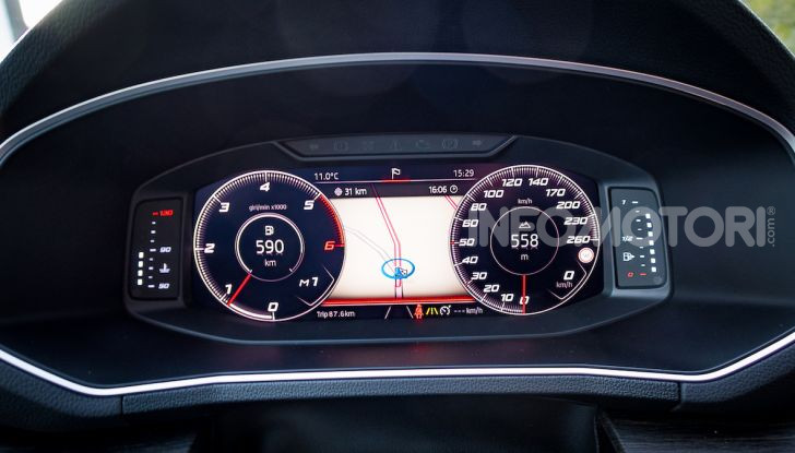 Prova su strada Seat Tarraco: il SUV sportivo è ammiraglia del marchio - Foto 12 di 49