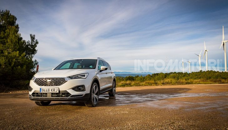 Prova su strada Seat Tarraco: il SUV sportivo è ammiraglia del marchio - Foto 23 di 49