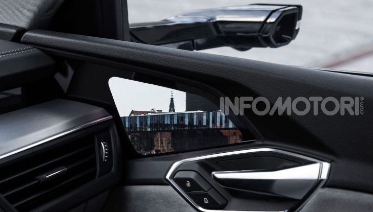 Retrovisori con telecamere e maniglie a scomparsa, se il futuro è una bugia - Foto 1 di 7