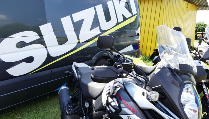 Suzuki V-Strom Academy 2018: imparare il fuoristrada con le Maxienduro - Foto 6 di 10