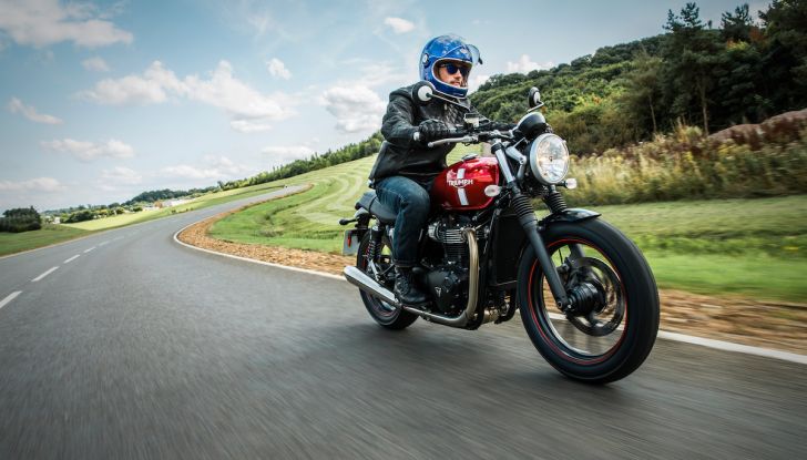 Triumph Classics ’59, prova su strada di tre icone inglesi - Foto 21 di 23