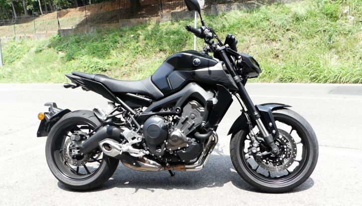 Yamaha MT-09: prova della naked 3 cilindri made in Japan - Foto 15 di 25