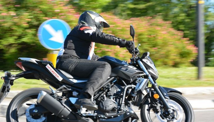 Prova Yamaha MT-03: entry level con qualcosa in più - Foto 13 di 28